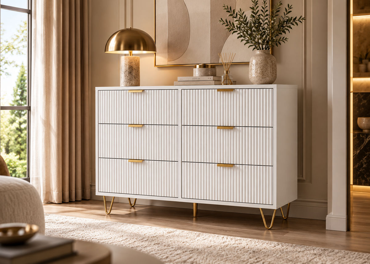 Commode LIVIA – Blanche avec détails dorés et pieds métal